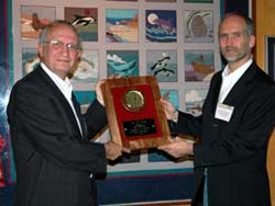 FEL Prize winner Avi Gover with Lex van der Meer